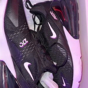 Nike Air Max 270